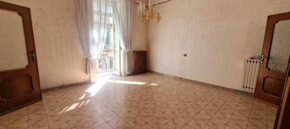5 rooms Apartment in Naples, Italy No. 297807 5