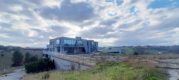 Lagerhaus in Santa Maria Nuova, Italy 3209m², Nr. 94763 2