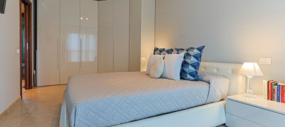 2 rooms Apartment in Rho, Italy No. 263950 8