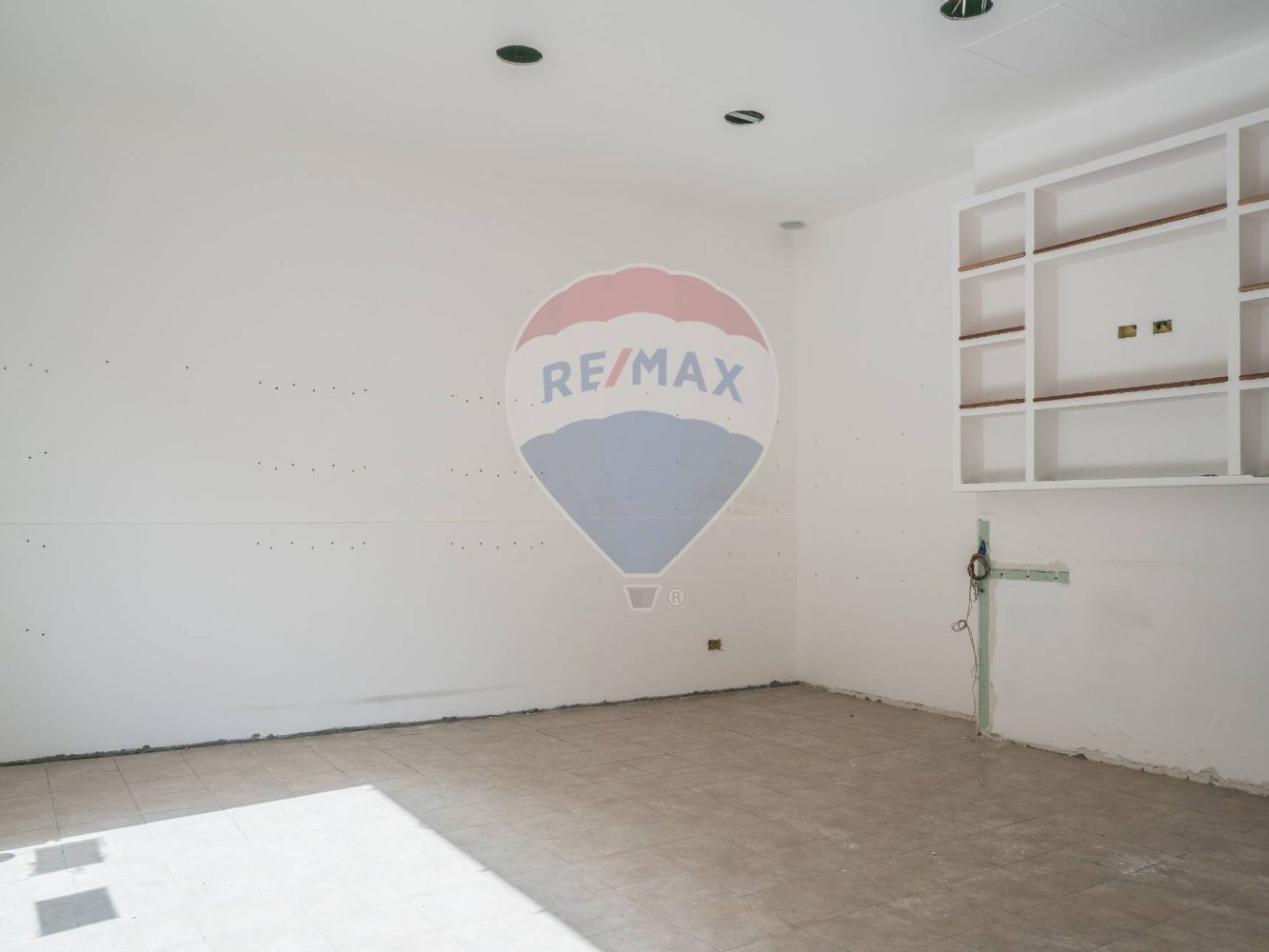 2 rooms Commercial property in Enna, Italy No. 54930