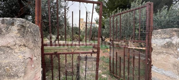 750m² Land in Trapani, Italy No. 105426 7