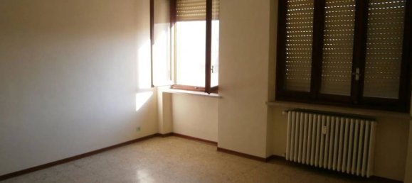 3 bedrooms Apartment in Castelnuovo Don Bosco, Italy No. 355598 2