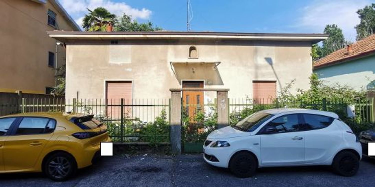 3 Schlafzimmer Villa in Rho, Italy, Nr. 382906