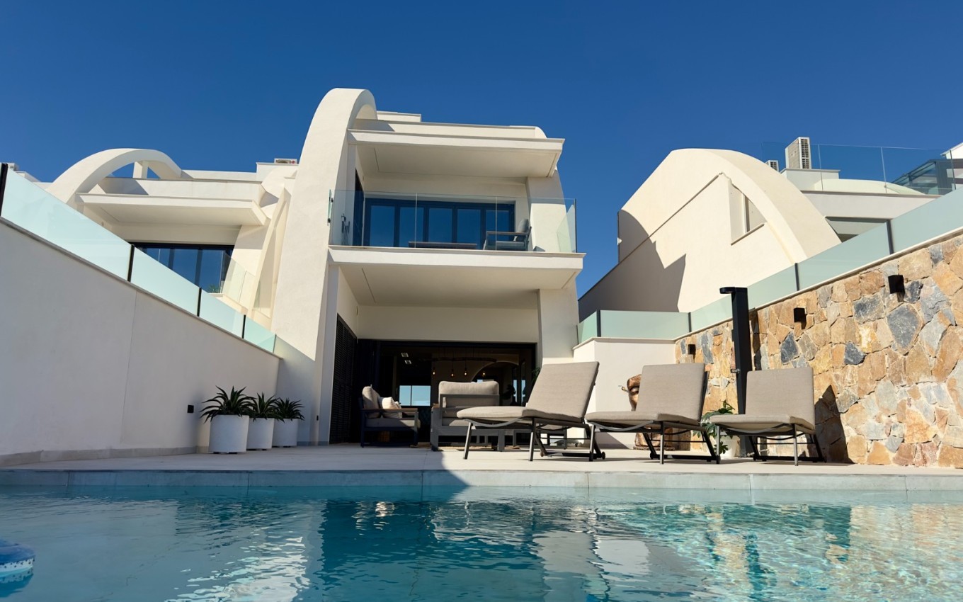 4 غرف نوم بنغالو في Rojales, Spain رقم 16451