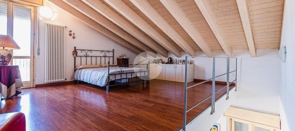 2 bedrooms Apartment in Sona, Italy No. 301818 13