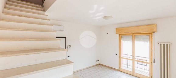 2 bedrooms Apartment in Sona, Italy No. 301818 12