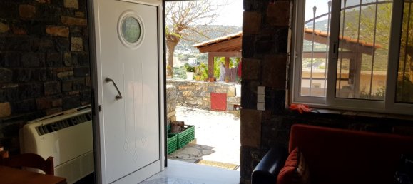 Propiedad comercial de 1 dormitorio en Agios Nikolaos, Greece No. 5006 15