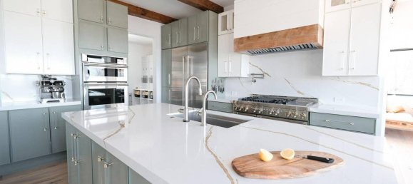 6 bedrooms Villa in Arona, Italy No. 275124 7