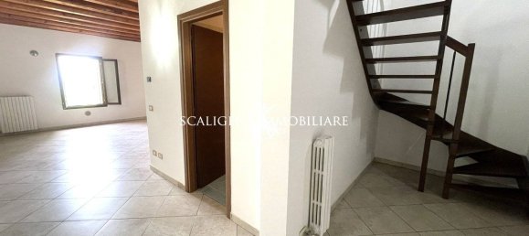 2 bedrooms Apartment in Belfiore, Italy No. 322696 5