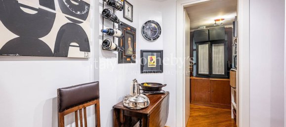 5 bedrooms Apartment in Rome, Italy No. 310807 22