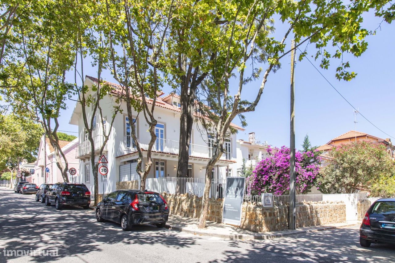 Dúplex de 4 dormitorios en Cascais, Portugal No. 133858