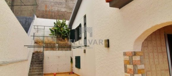 5 bedrooms Villa in Funchal, Portugal No. 141414 3