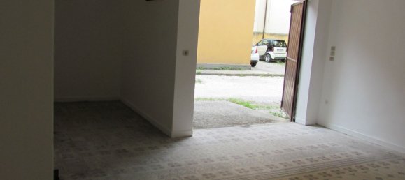 30m² Garage in Venice, Italy No. 299587 7