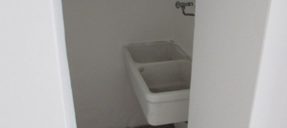 30m² Garage in Venice, Italy No. 299587 6