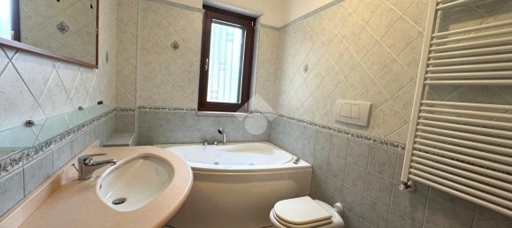 4 rooms Apartment in Altamura, Italy No. 14623 13