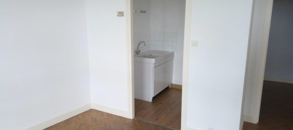 Estudio en Bourges, France No. 253271 4