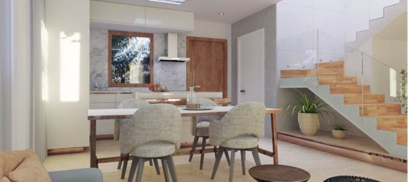 3 bedrooms House in Piuro, Italy No. 377700 3