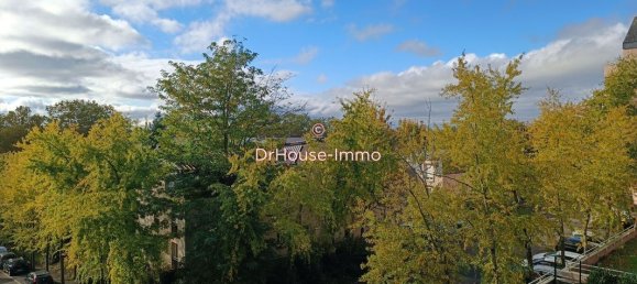 Studio à Orléans, France No. 218627 7