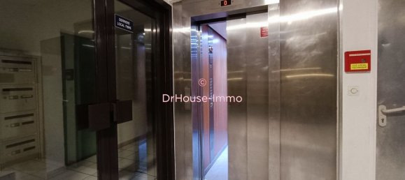 Studio à Orléans, France No. 218627 5