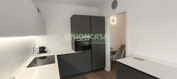 3 rooms Penthouse in Tradate, Italy No. 312007 7