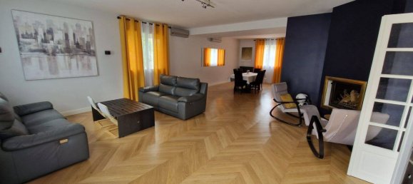 7 rooms House in Clamart, France No. 330595 13