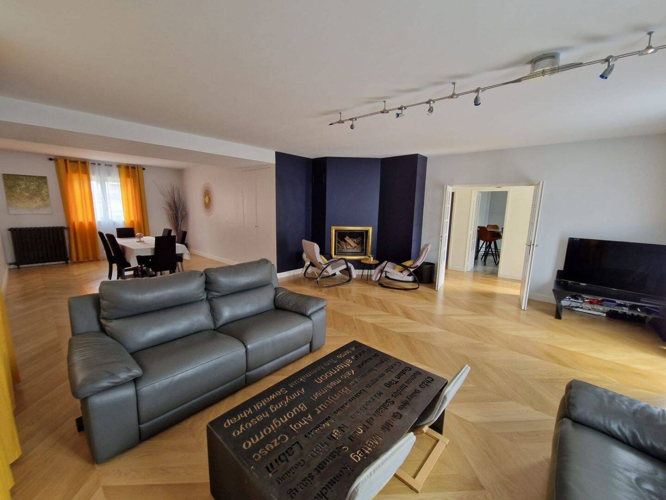 7 rooms House in Clamart, France No. 330595