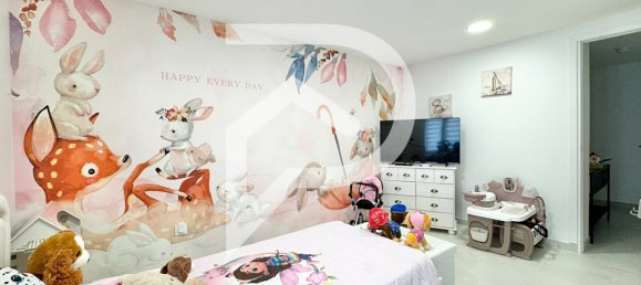 4 Schlafzimmer Haus in Avril, France, Nr. 350239 8