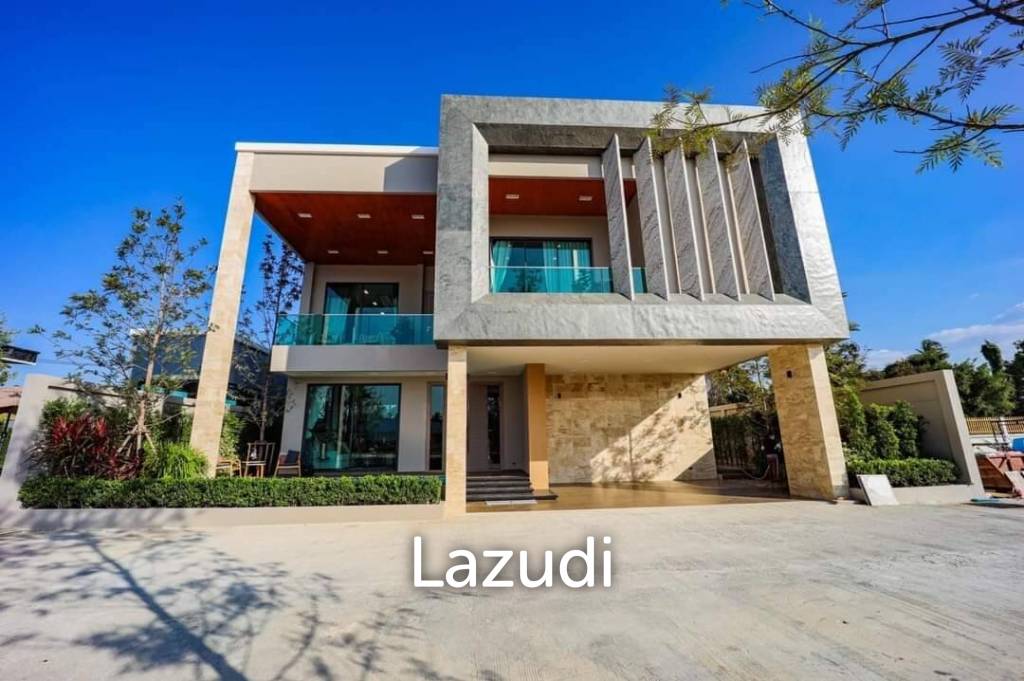 Кафе / ресторан с 3 спальнями в Паттайя, Таиланд № 15732