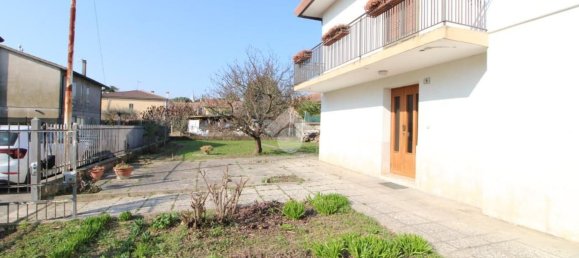 5 rooms House in Pernumia, Italy No. 59414 19
