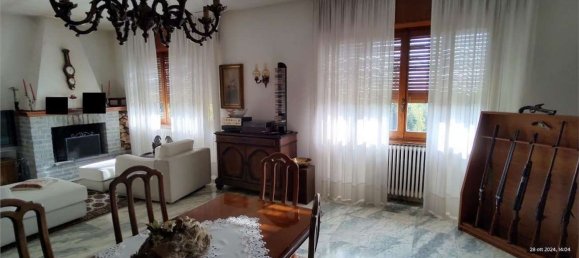 11-salle Villa à Erba, Italy No. 2325 9