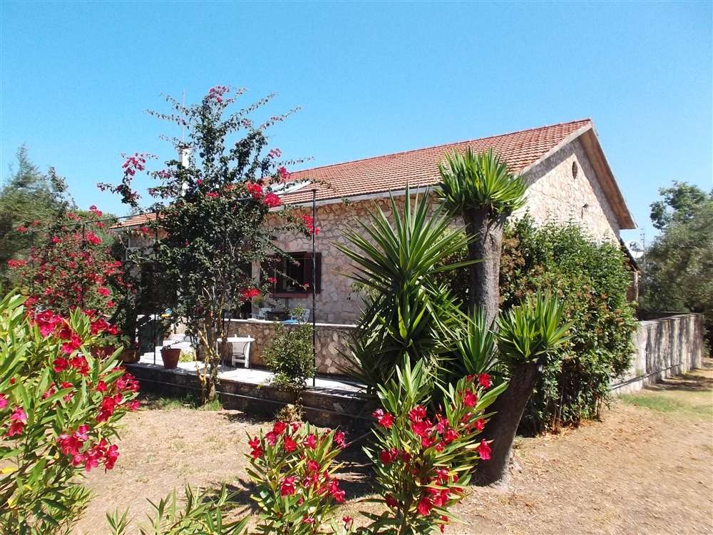 3 bedrooms Commercial property in Zakynthos, Greece No. 632