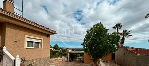 4 bedrooms House in Turis, Spain No. 181912 3