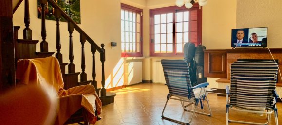 8 bedrooms House in Rimini, Italy No. 354802 5