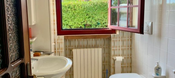 8 bedrooms House in Rimini, Italy No. 354802 11