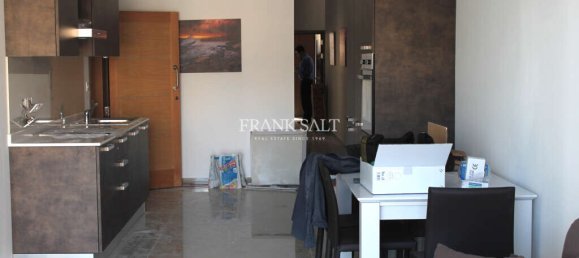 2 bedrooms Apartment in Saint Julian's, Malta No. 8671 3