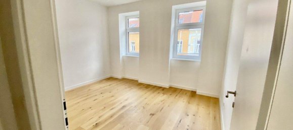 Квартира с 3 комнатами в Вена, Австрия № 207561 3