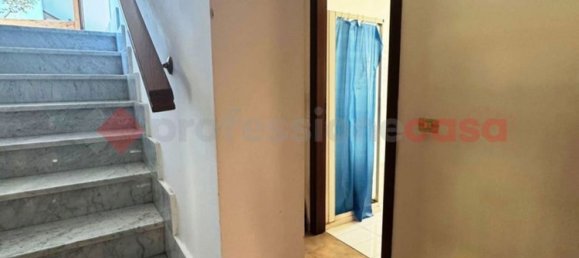 4 Schlafzimmer Doppelhaus in Livorno, Italy, Nr. 348049 11