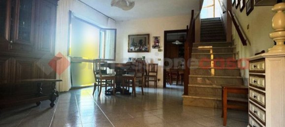 4 Schlafzimmer Doppelhaus in Livorno, Italy, Nr. 348049 3