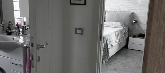 2 chambres Appartement à Sirmione, Italy No. 375755 10