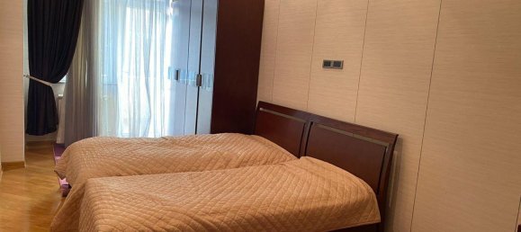 3 bedrooms Apartment in Nasimi, Azerbaijan No. 1696 2