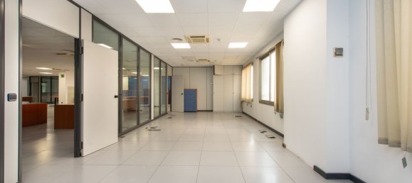  مستودع في Madrid, Spain 1090متر مربع رقم 103613 23