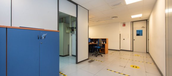  مستودع في Madrid, Spain 1090متر مربع رقم 103613 19