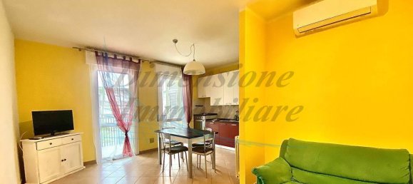 2 rooms Apartment in Rosignano Marittimo, Italy No. 9444 2