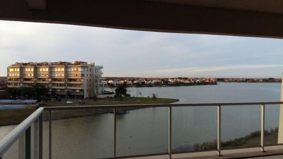 2 bedrooms Apartment in Tigre, Argentina No. 59897