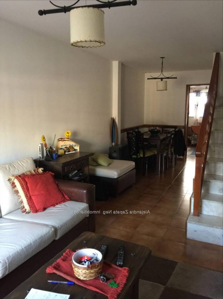 2 bedrooms House in Montevideo, Uruguay No. 1065