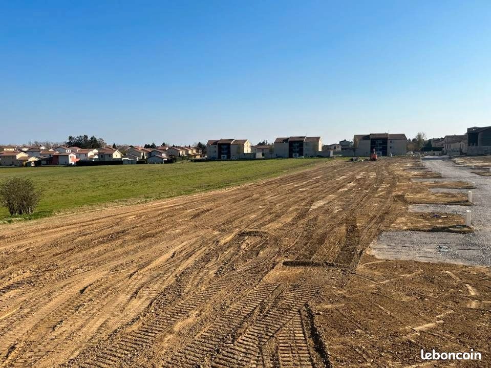 Grundstück in Montanay, France 451m², Nr. 78811