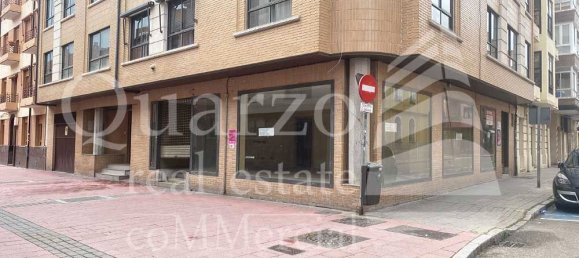 Propiedad comercial en Valladolid, Spain 110 m² No. 146058 24