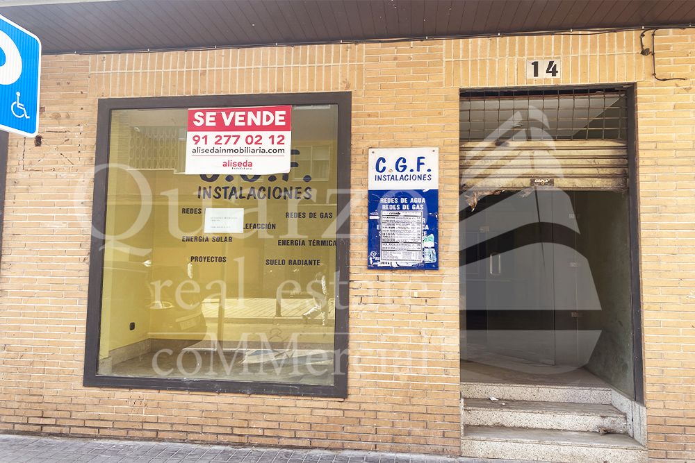 Propiedad comercial en Valladolid, Spain 110 m² No. 146058