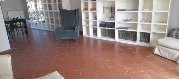 2 bedrooms House in Rionero in Vulture, Italy No. 362159 3