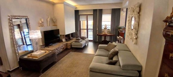 5 bedrooms Apartment in Fondi, Italy No. 360053 8